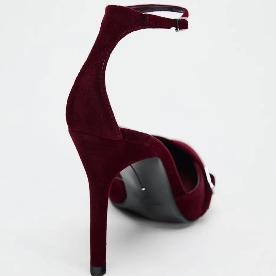 Women’s Shoes With Velvet Effect