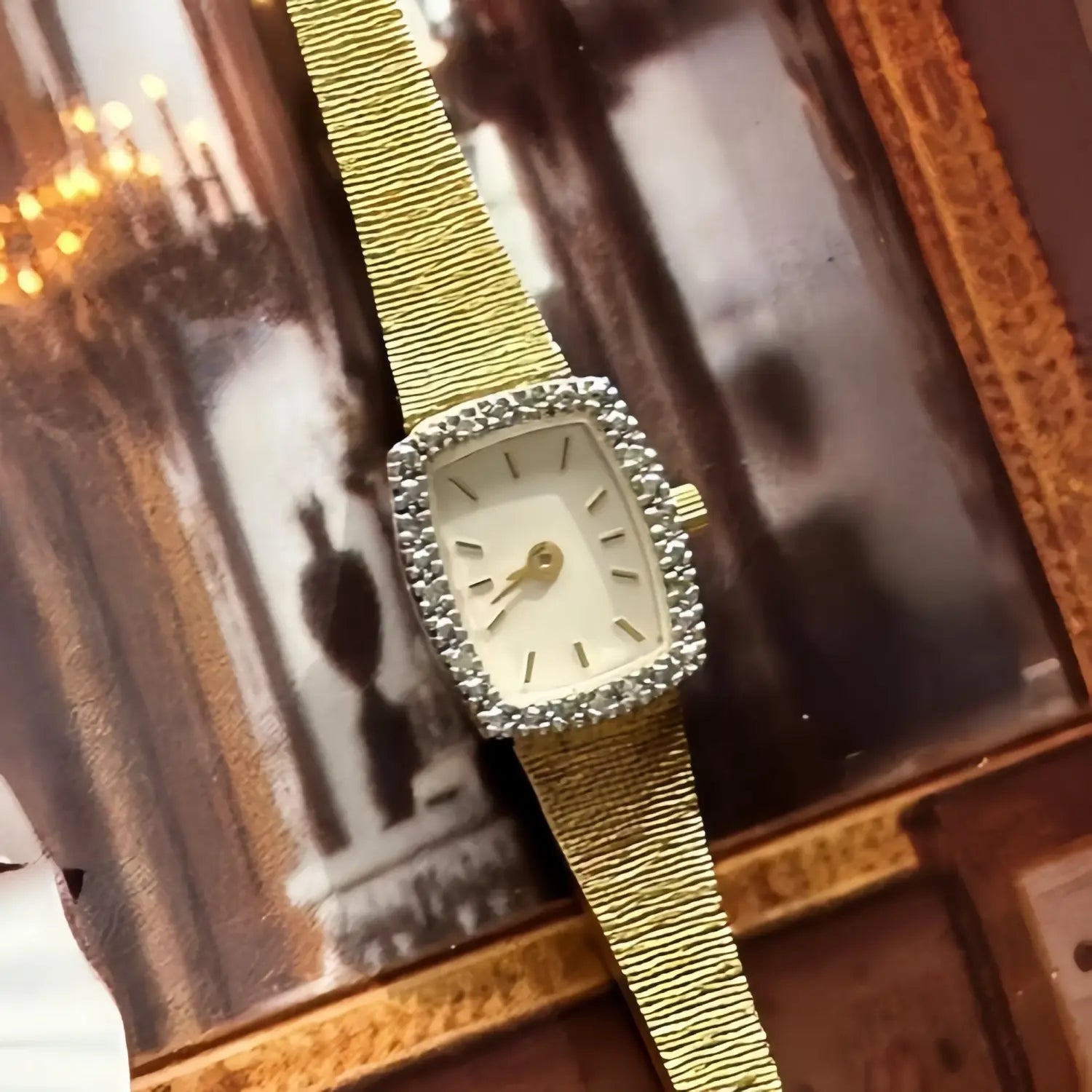 Women’s Watch Medieval Diamond Vintage Retro