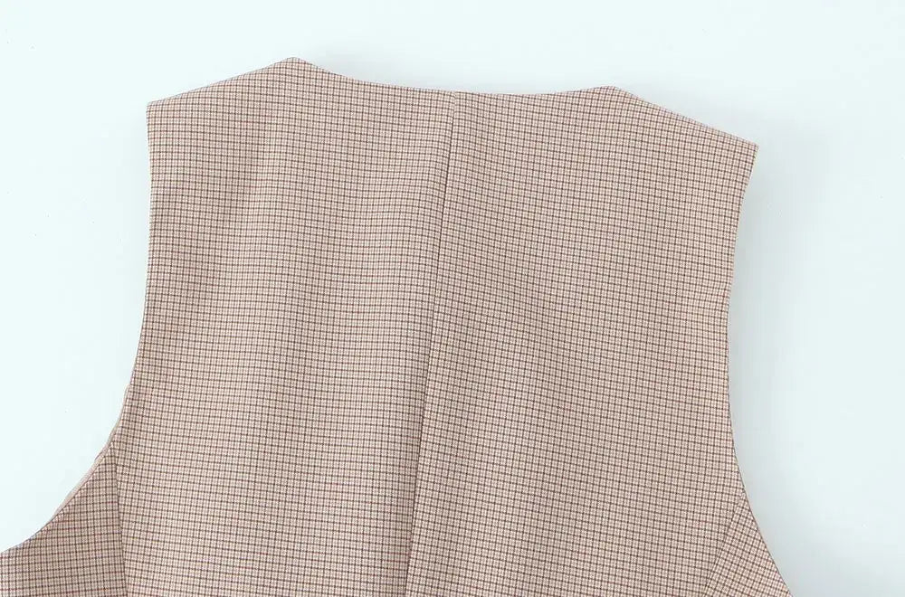 Women Fashion Fitted Round Neck Waistcoat And Mid Waist Pleated Skort