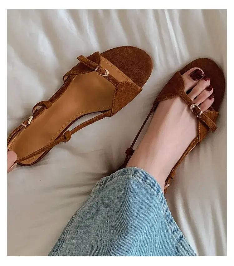 Vintage Line Flat Sandals