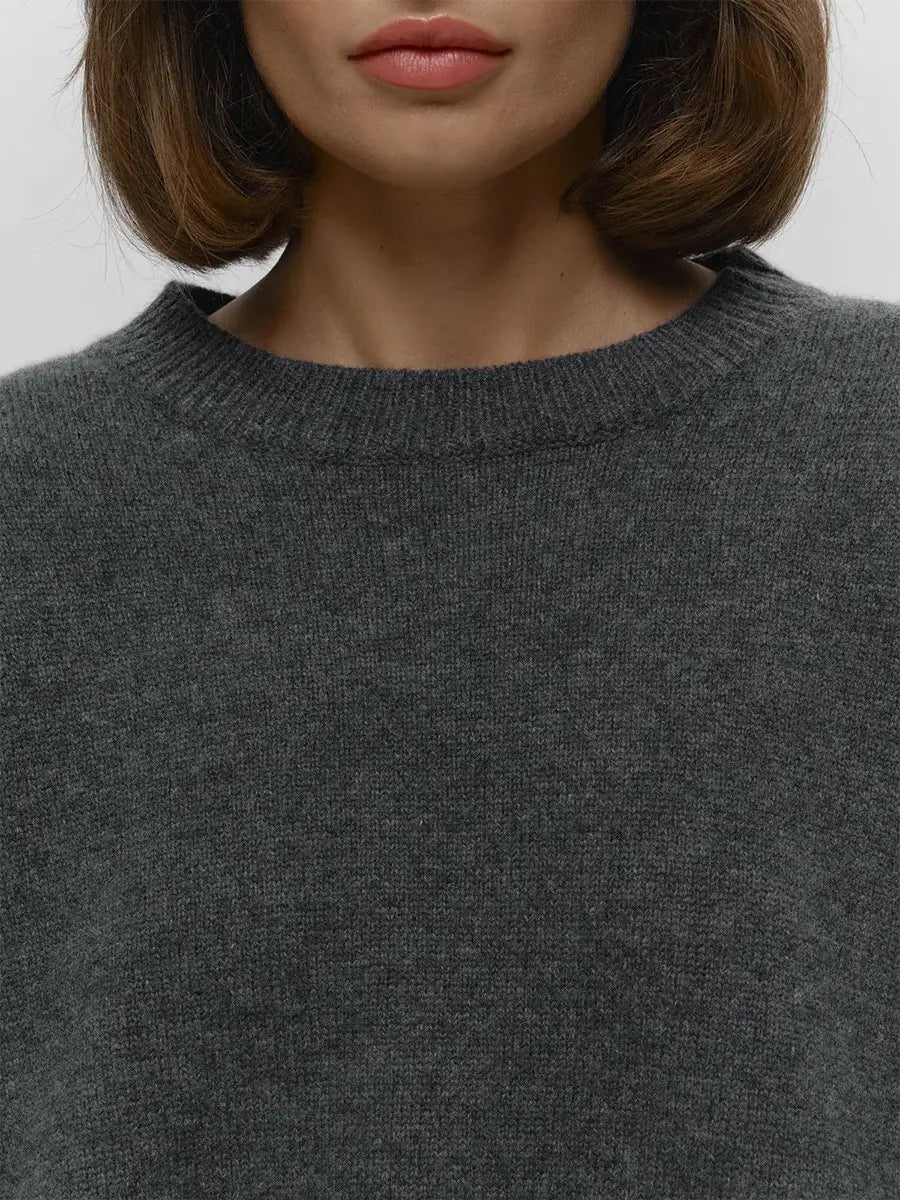 Women’s O-Neck Oversized Sweater