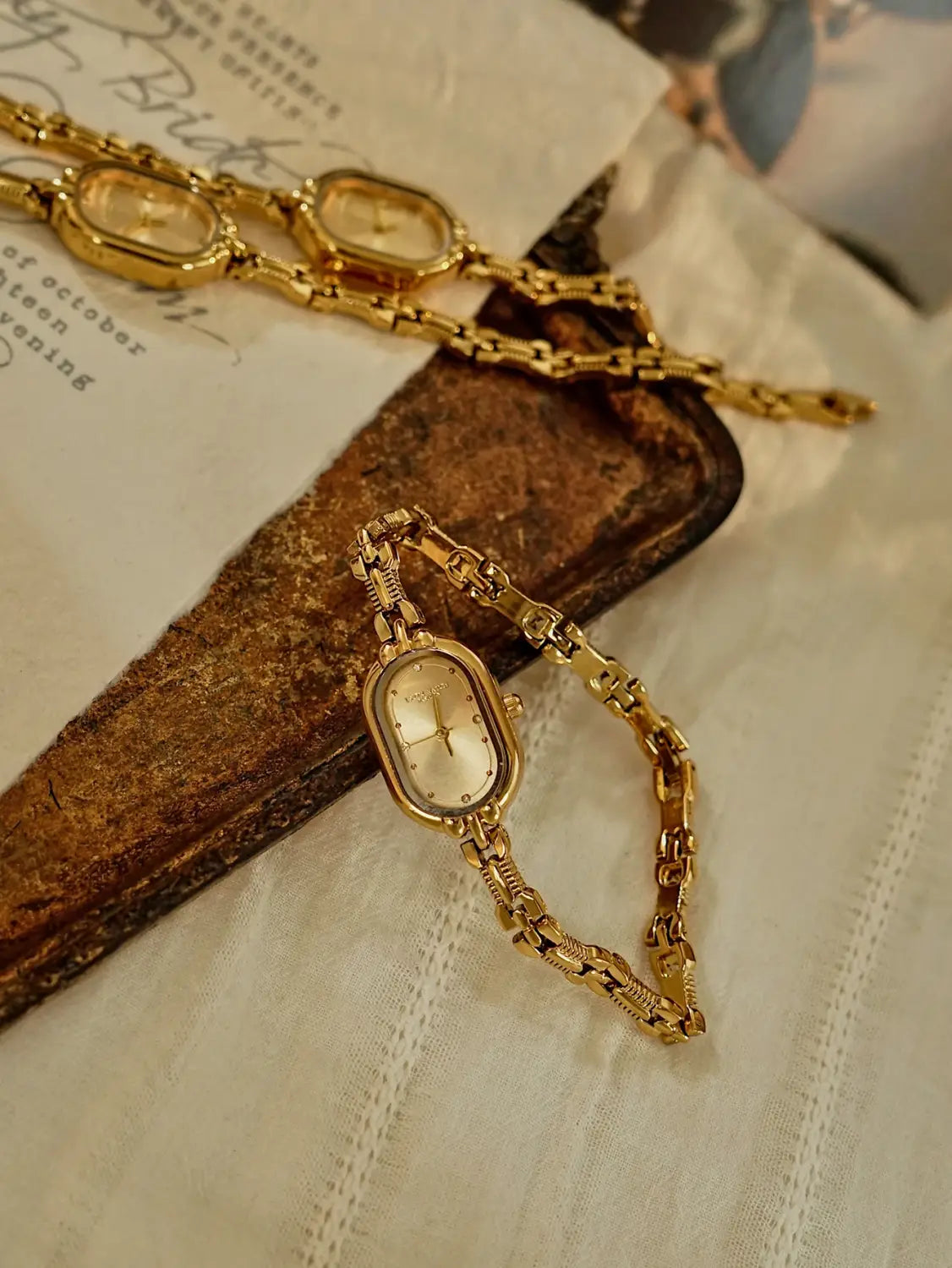 Gold Bracelet Ladies Watch Retro