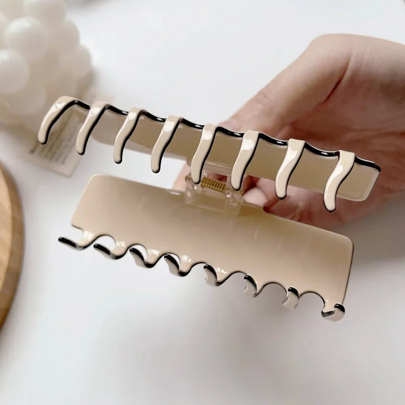 Geometric Claw Clip for Women