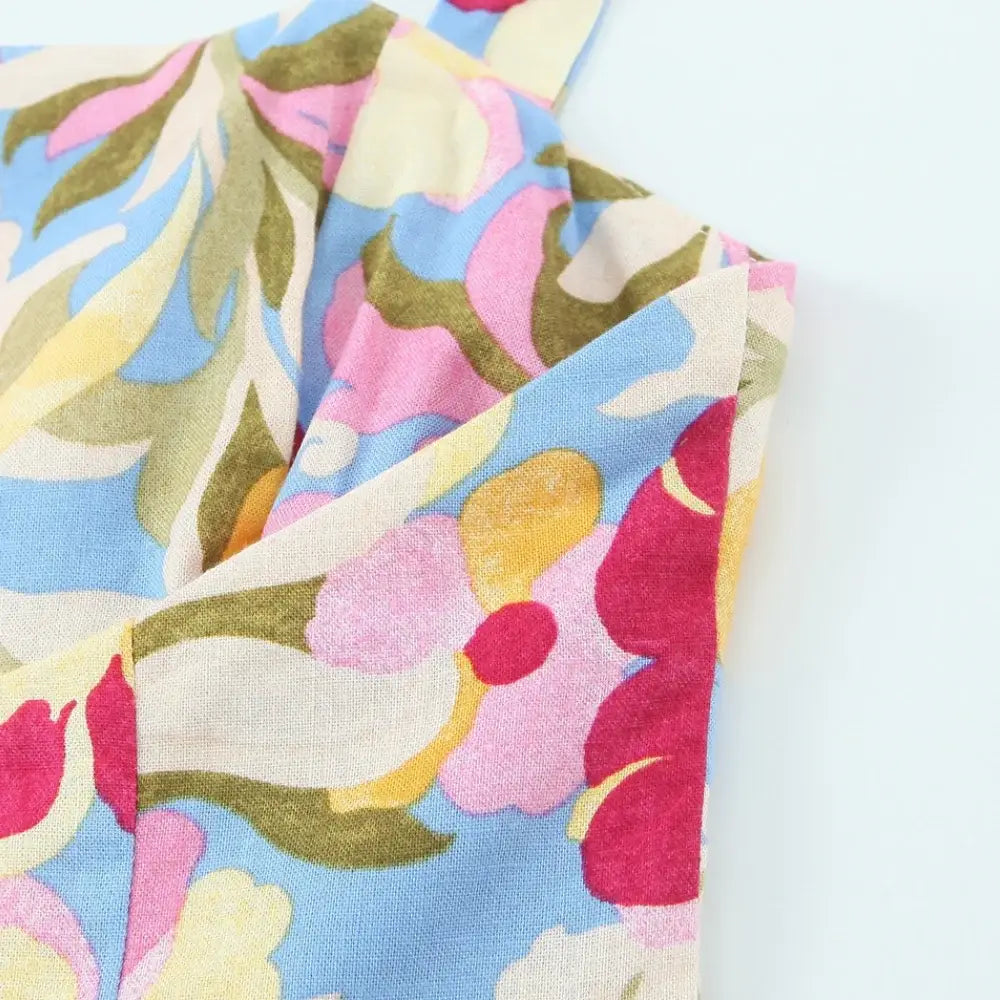 Women’s Hanging Neck Strap Pleated Long Dress