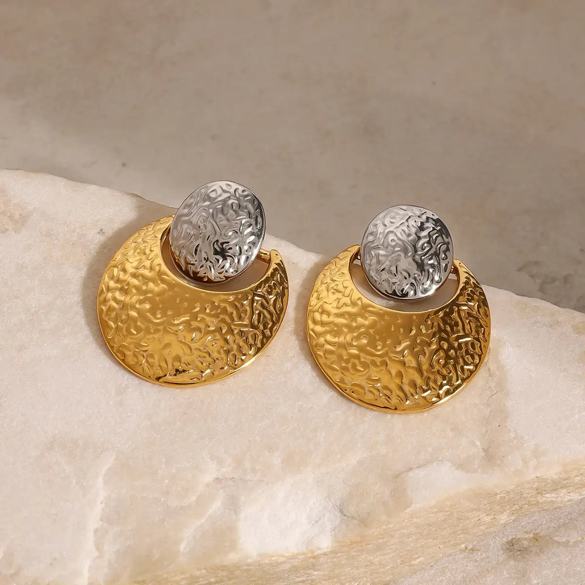 Vintage Two Tone Oval Discs Earrings