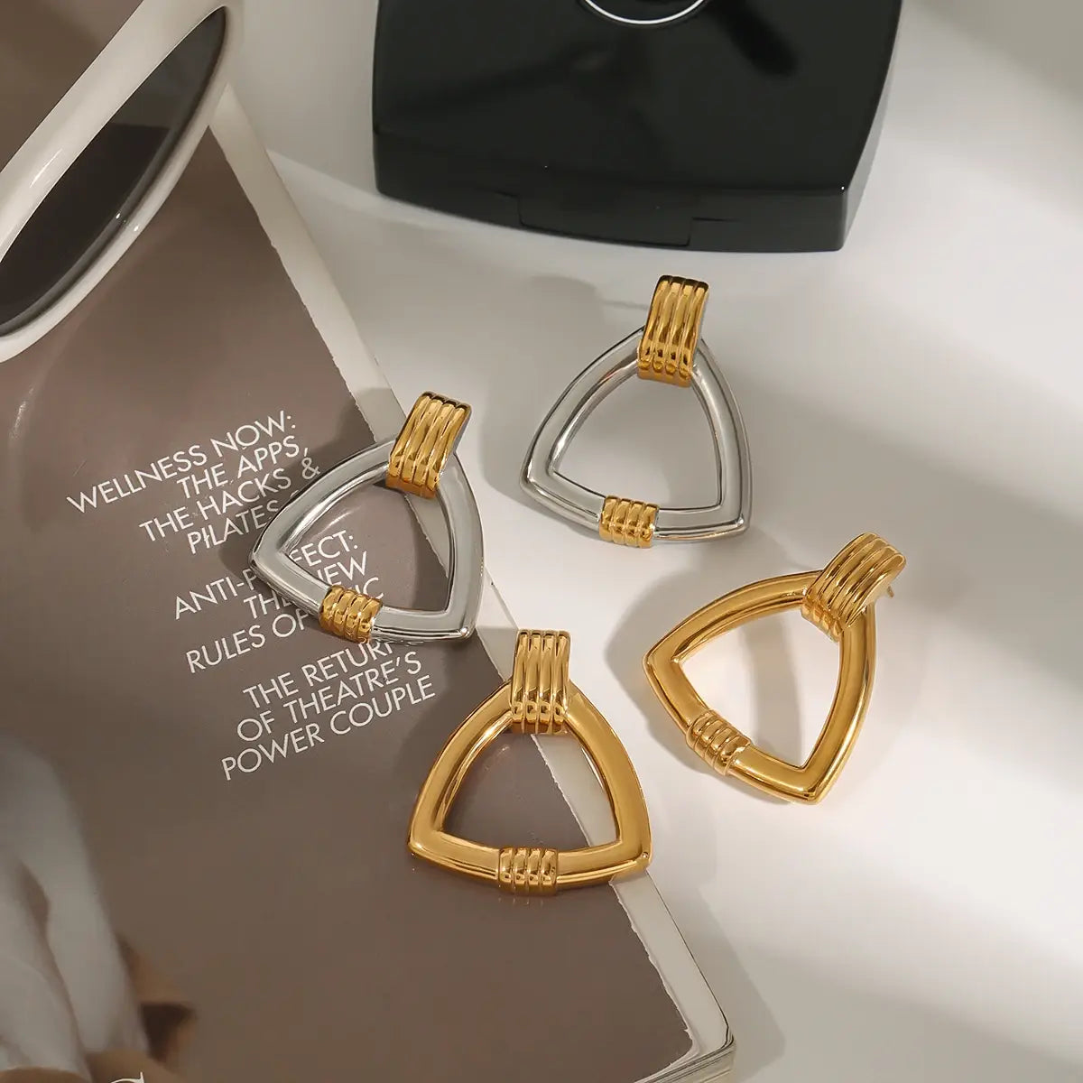 Retro Two tone Ribbed Geometric Earrings