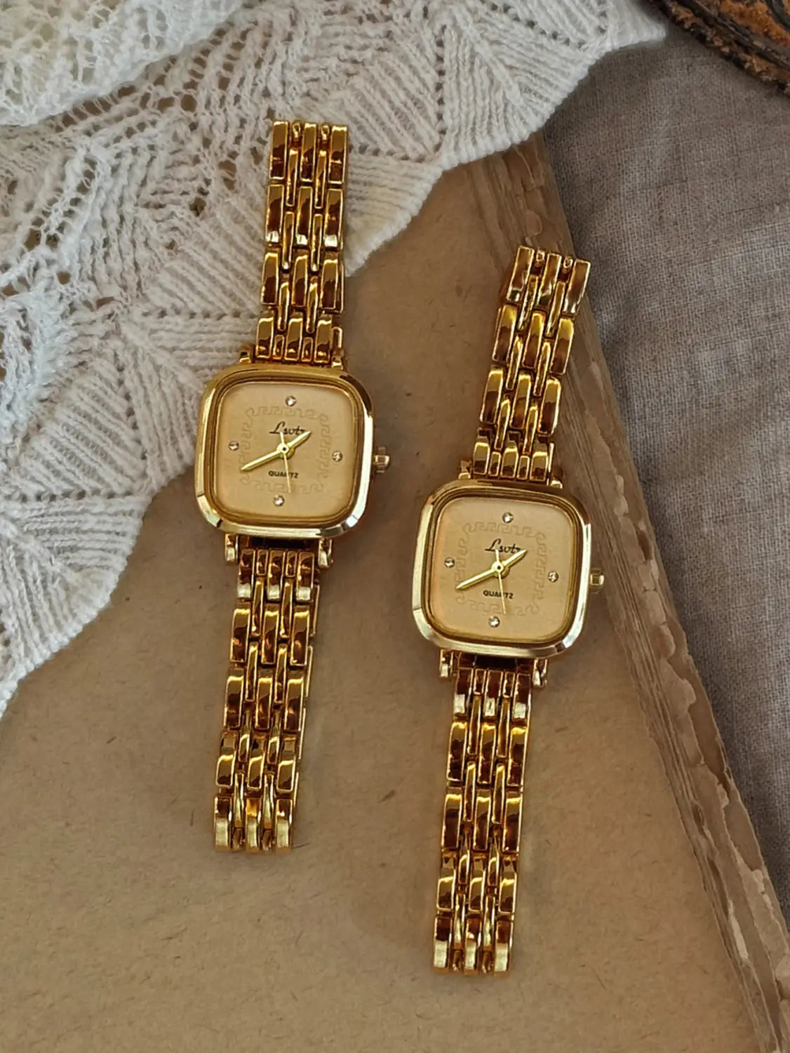 French Retro Gold Small Dial Ladies Watch