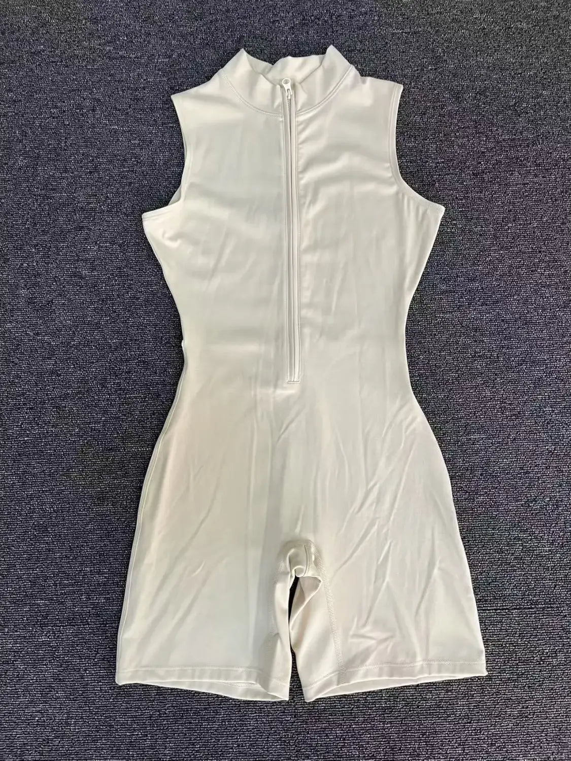 Sports Scrunch Butt Short Suit Women’s