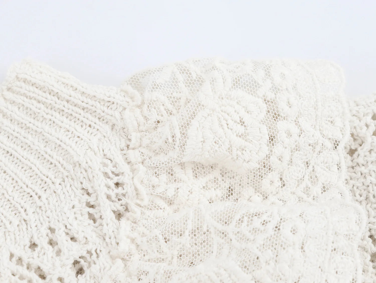 Women’s Hollow Out Knit Blouse Ruffled Round Neck Short Sleeves