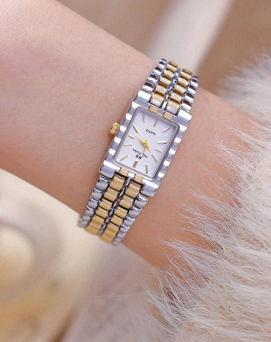 Retro Gold Rectangle Classic Watch For Women