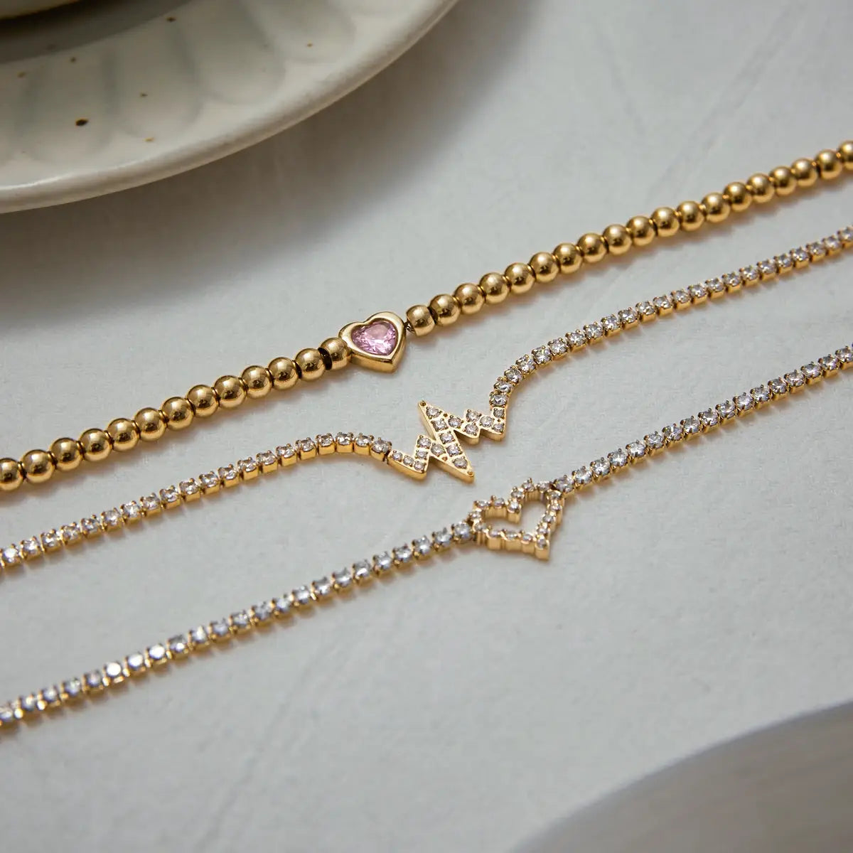 White Zircon Heart Hollow Bracelet Stainless Steel Waterproof