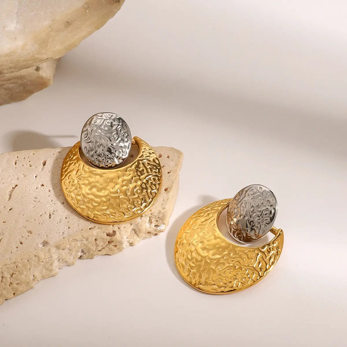 Vintage Two Tone Oval Discs Earrings