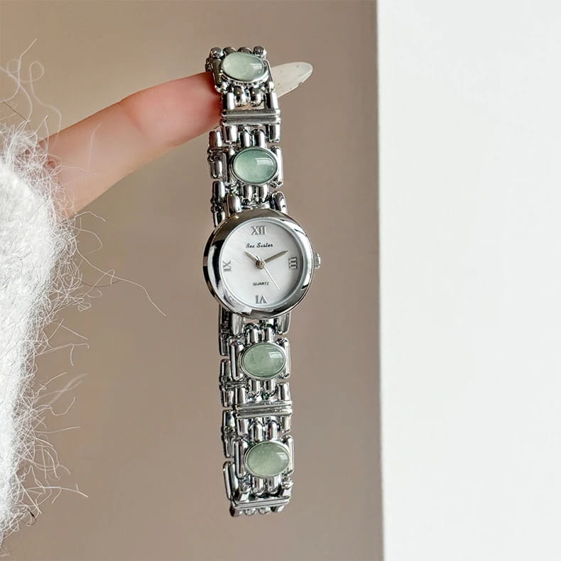 Women Watch Shell High Quality Bracelet Quartz Wristwatch