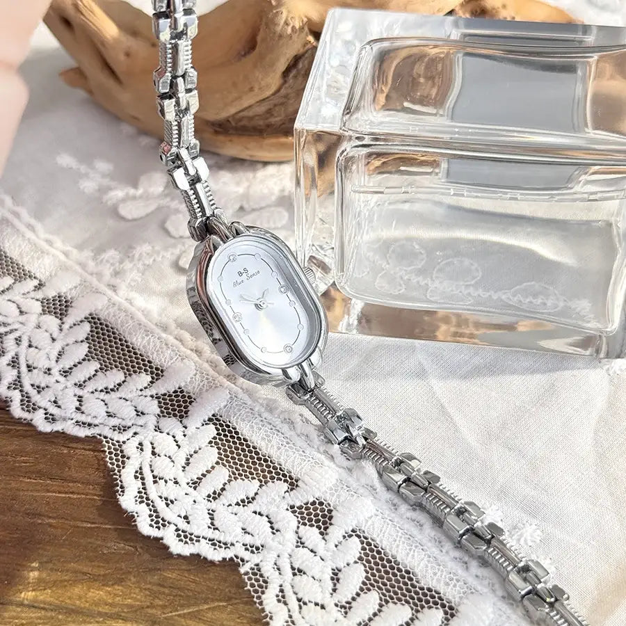 Ladies Vintage Luxury Quartz Watch