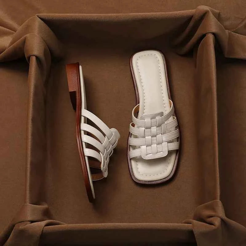 New Cross-hollowed-out Flip-flops Women's Shoes