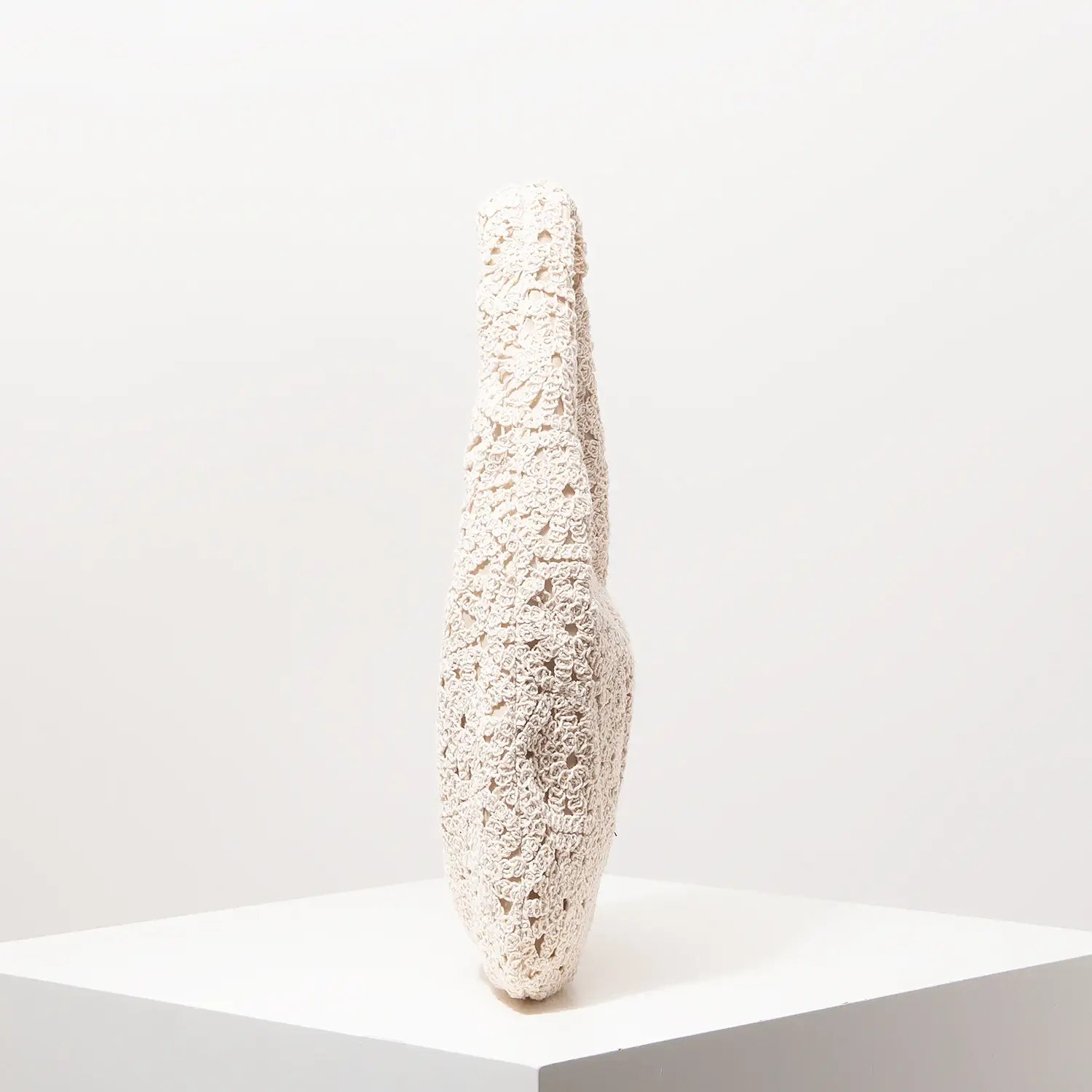 Pattern Hollow Woven Shoulder Bag