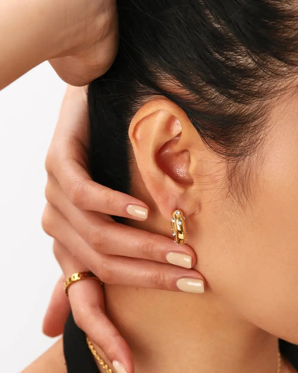 Shaped Hammer Shiny Zircon CC Shape Hoop Earrings Stainless Steel