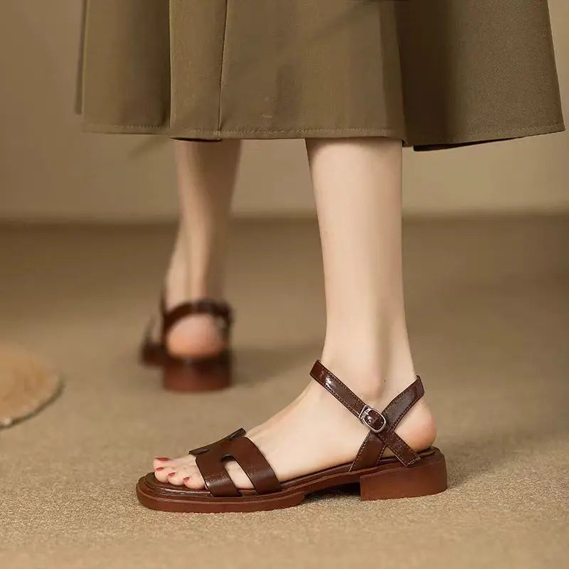 Woman Flat Sandals