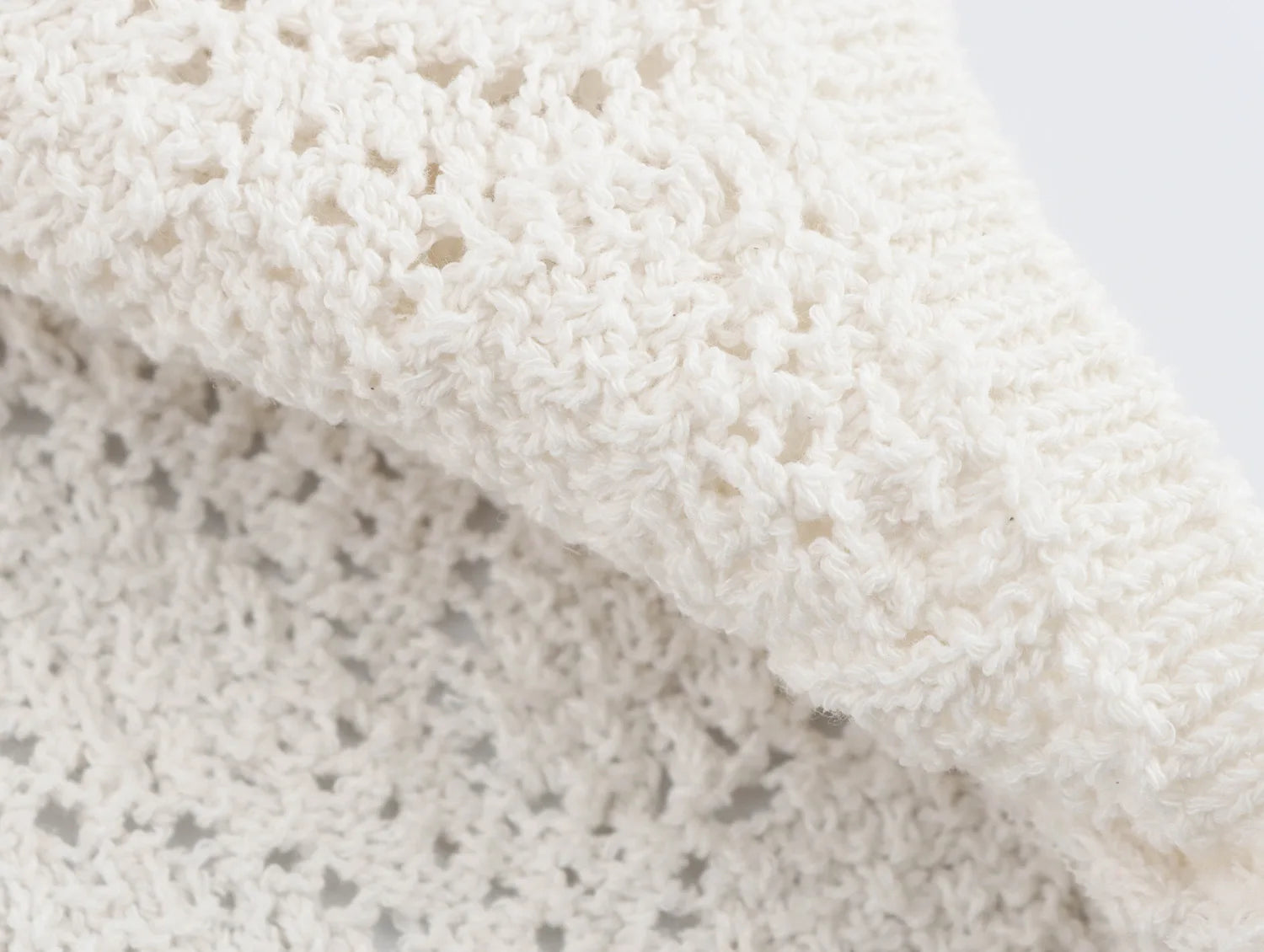 Women’s Hollow Out Knit Blouse Ruffled Round Neck Short Sleeves