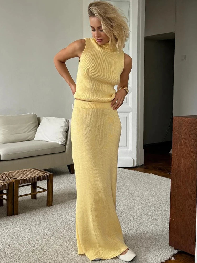 Elegant Knitted Top Skirts Sets Women - Norellé