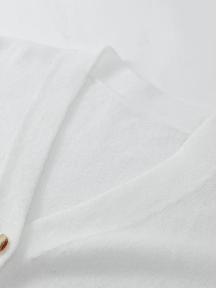 Women’s Knitted Cardigan