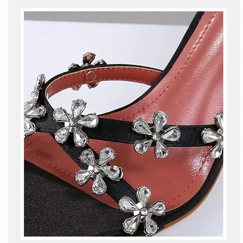 Shiny Crystal Flowers Decorative Women’s Sandals