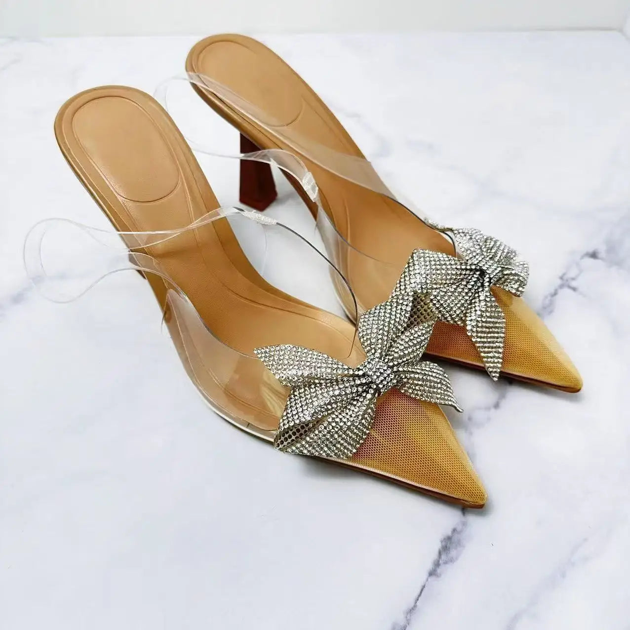 Women’s Shoes With Shiny Bow