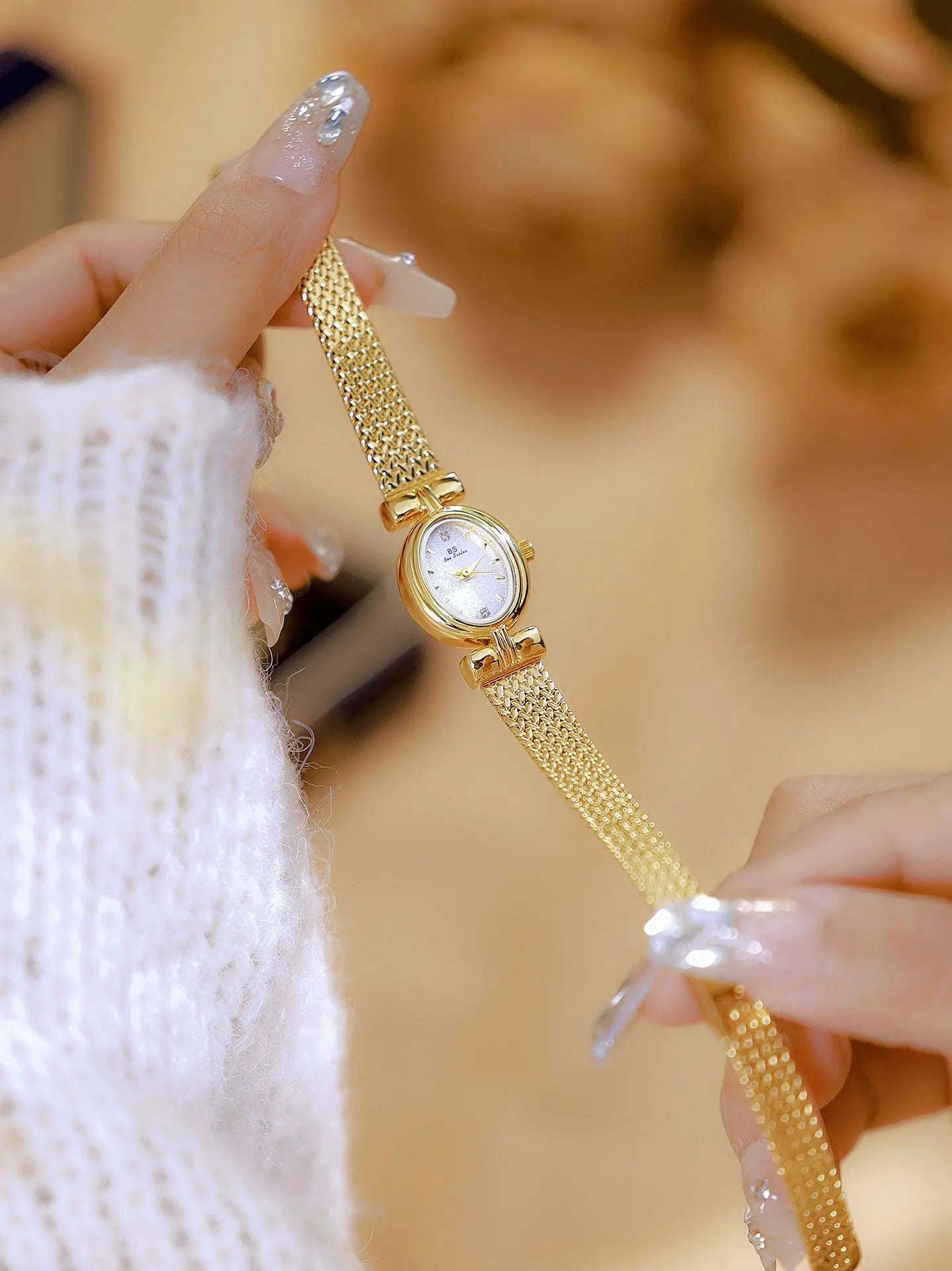 Ladies Watch Vintage Luxury High Quality Gold Oval Small Wrist