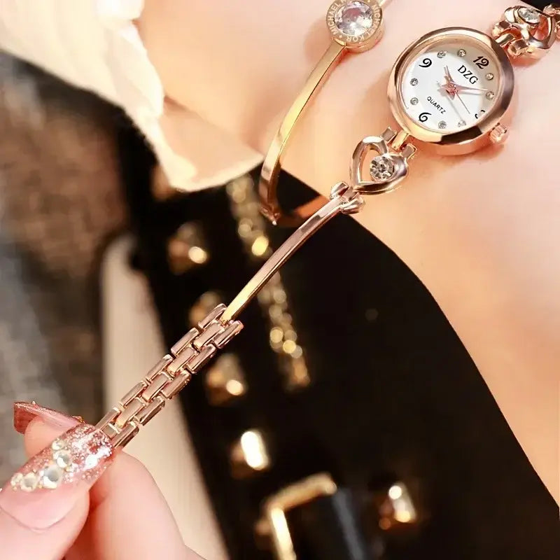 Women Quartz Watch Classic Roman Ladies Bracelet