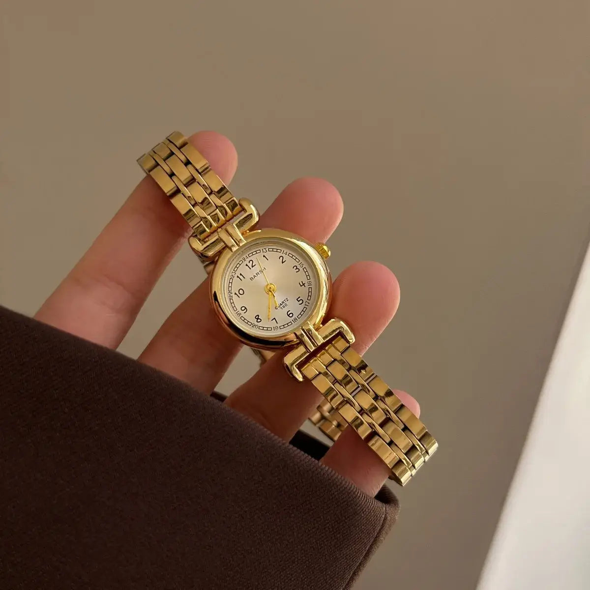 Vintage Gold Watch for Women Stainless Steel Strap