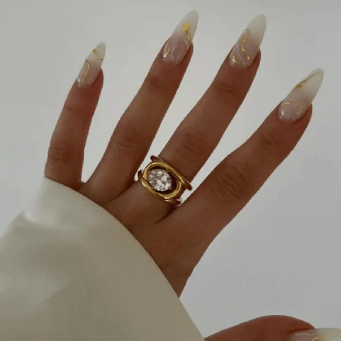 Vintage Oval Zircon Ring for Women