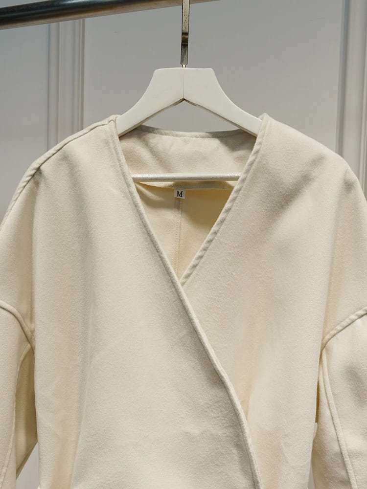 Elegant Belt Lace Up Woolen Jacket For Women