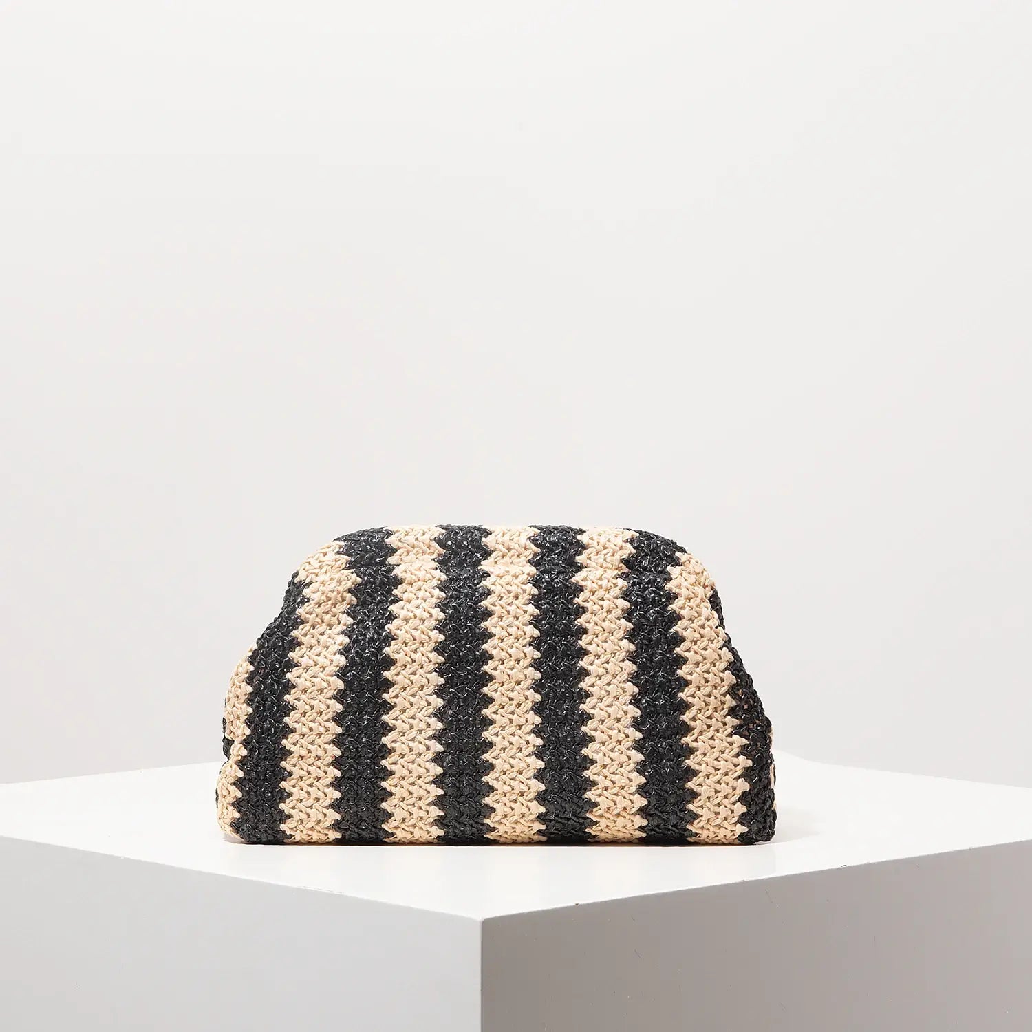 Striped Contrasting Color Knitted Ladies Clutch Bag