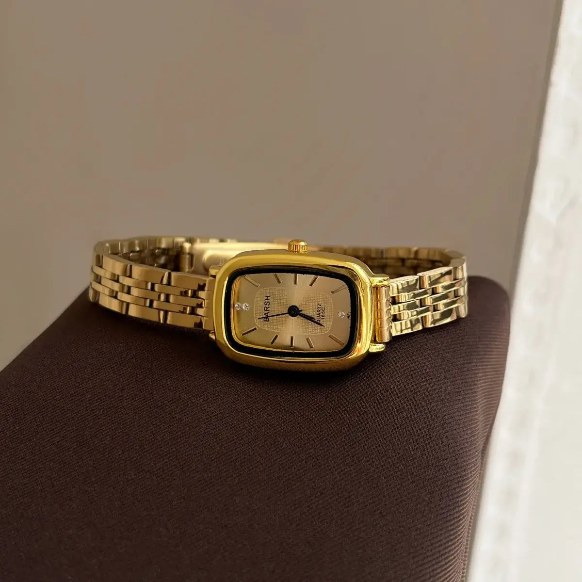 Vintage Gold Watch for Women Stainless Steel Strap