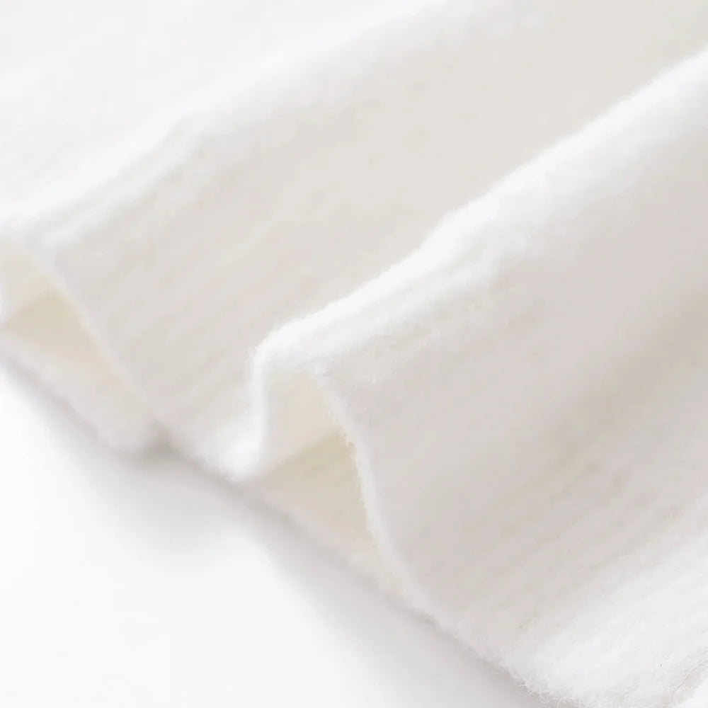 Women’s Knitted Cardigan Sweater with Buttons