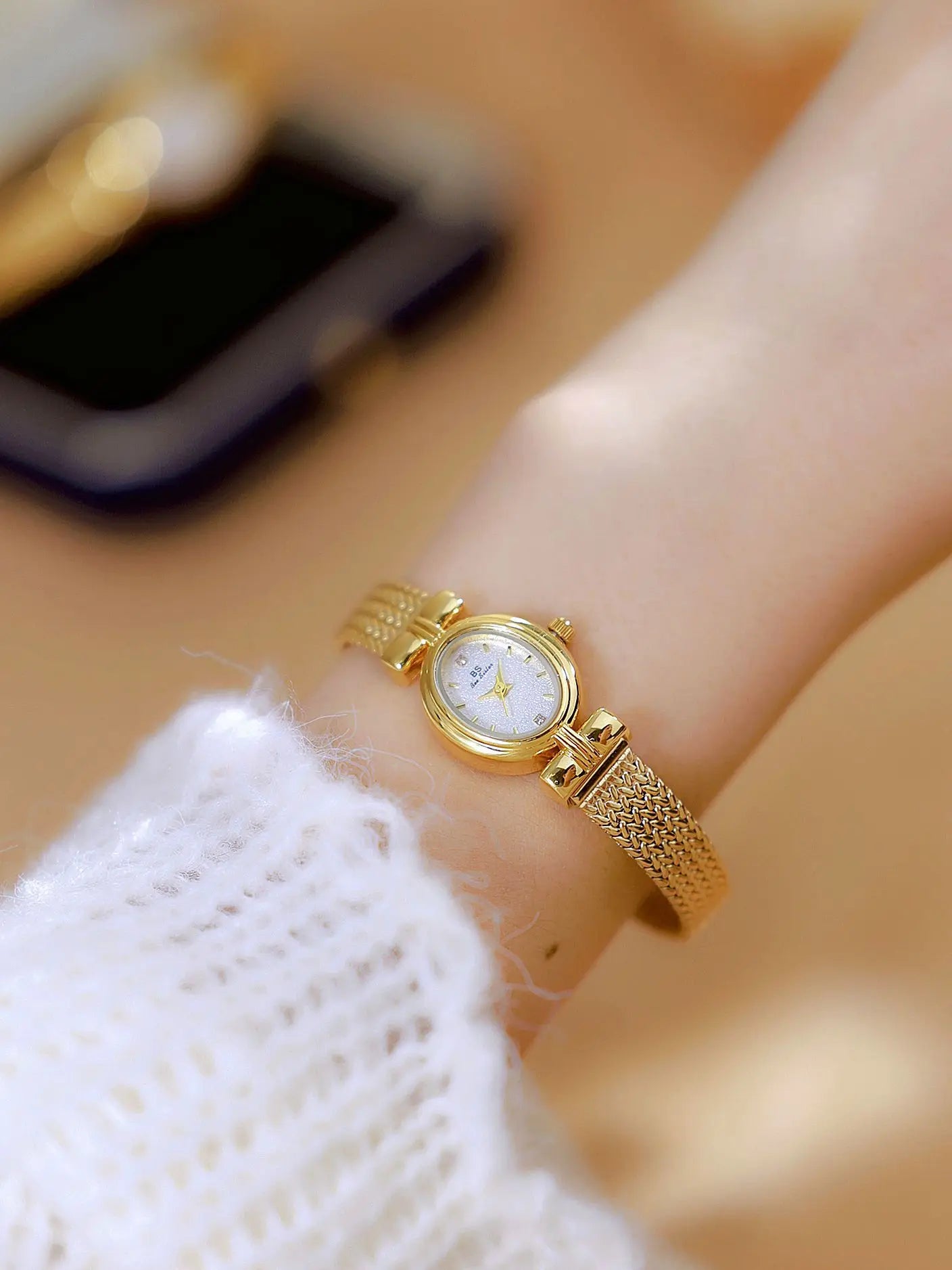 Ladies Watch Vintage Luxury High Quality Gold Oval Small Wrist