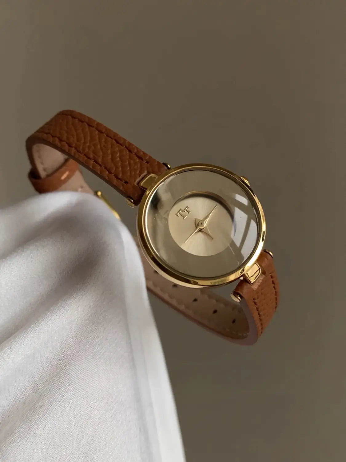 Elegant Women’s Watch Classic