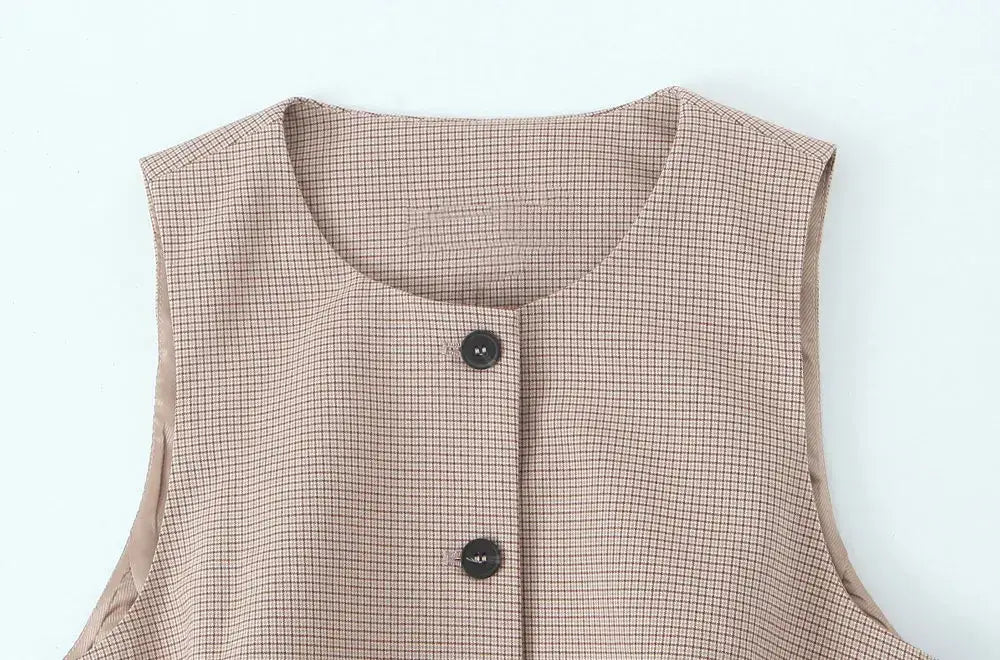 Women Fashion Fitted Round Neck Waistcoat And Mid Waist Pleated Skort