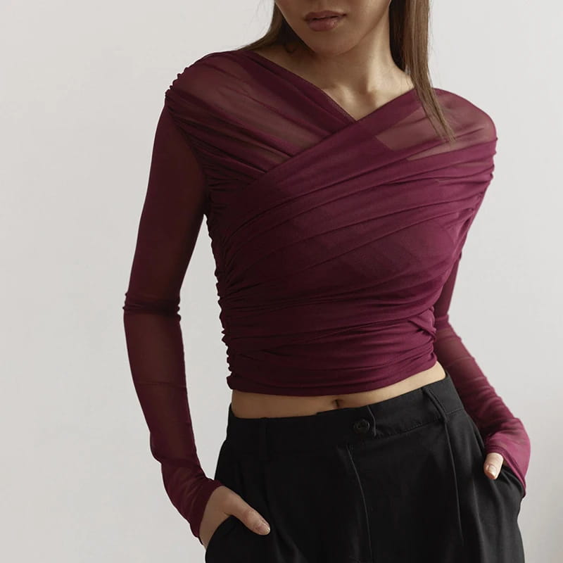 Chic Design Cross Neck Crop Top