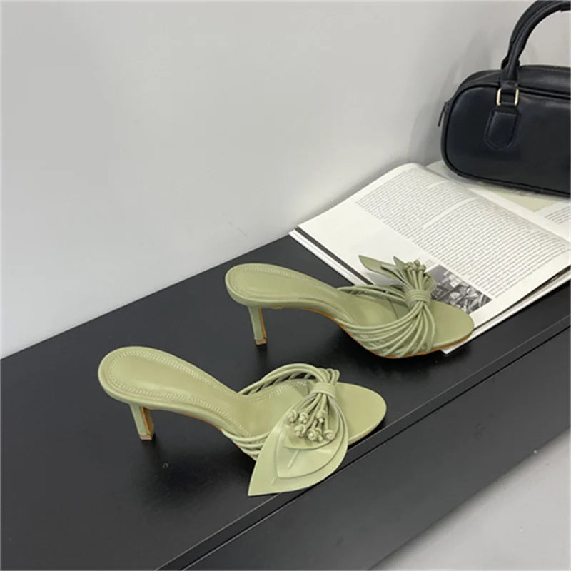 Women Green Leaf Narrow Band Summer Slipper Sandal
