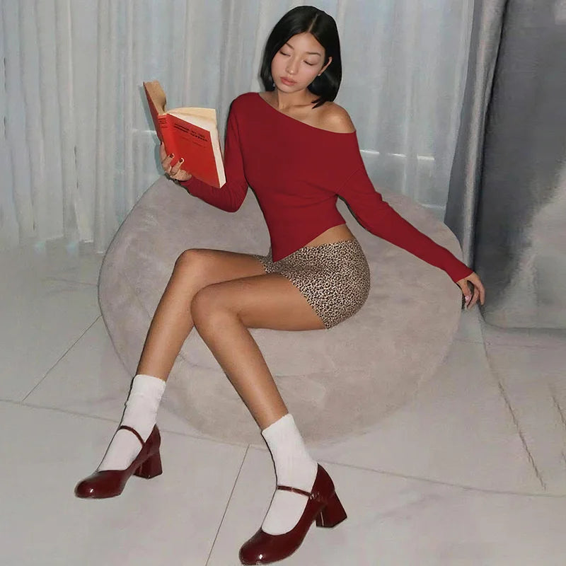 Inclined Shoulder Long Sleeve T-shirt Women