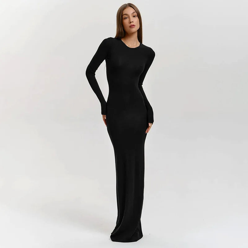 Women's Solid Color Round Neck Long Sleeve Dress - Norellé