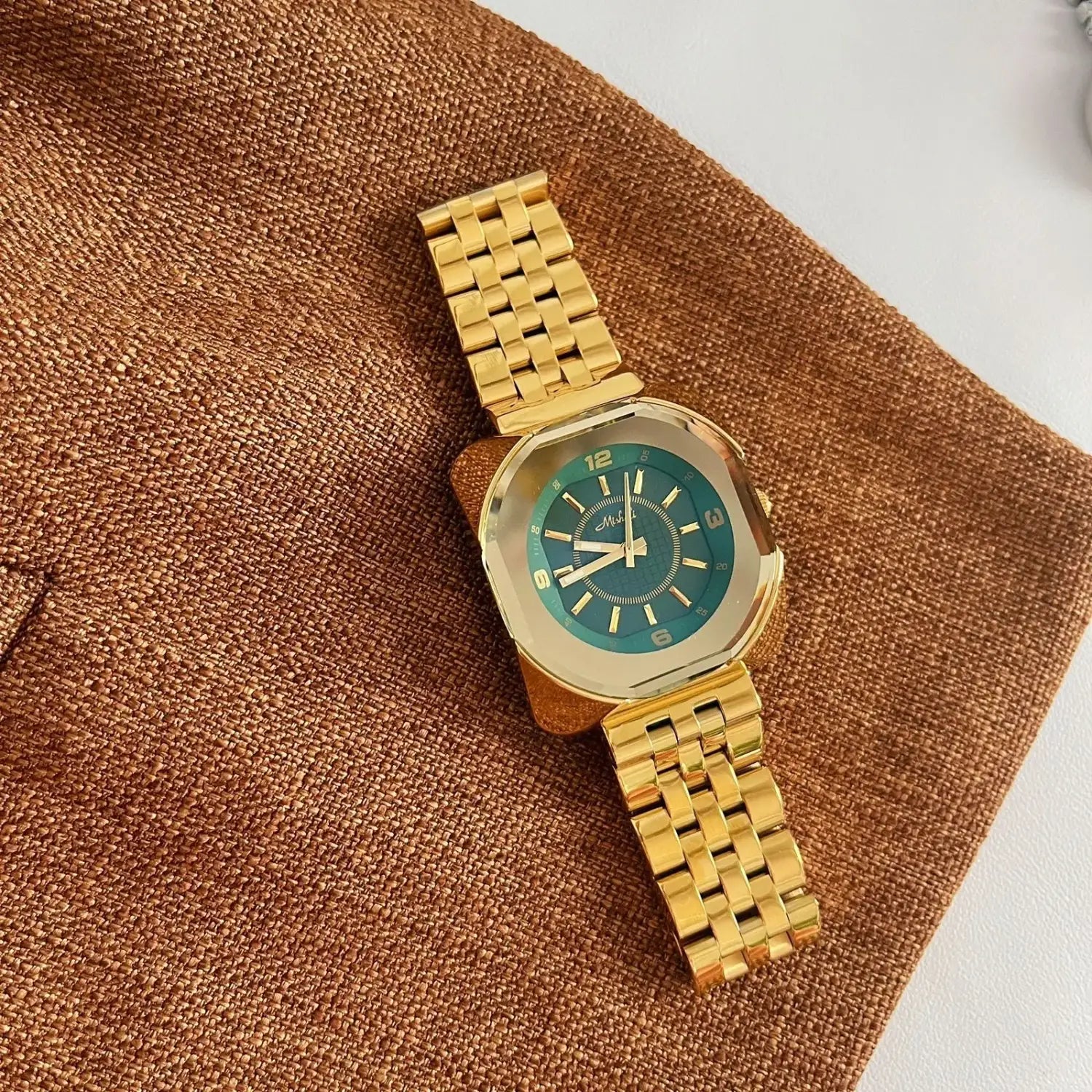 Vintage Women’s Watches Bracelet Retro