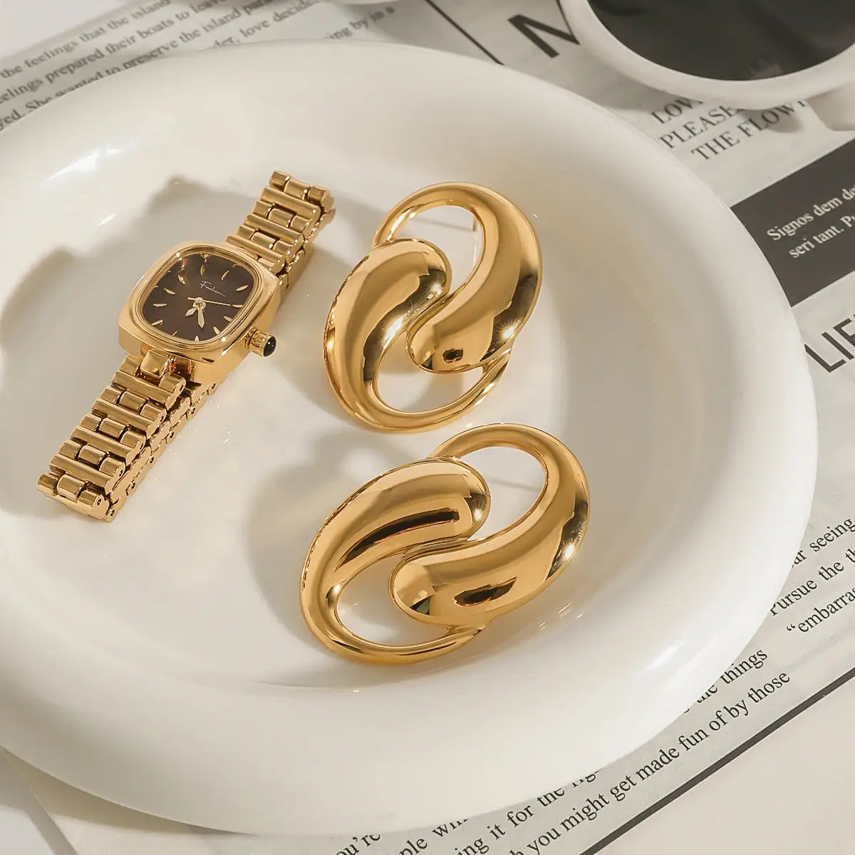 Smooth Water Drop Shaped Hollow Earrings Stainless Steel