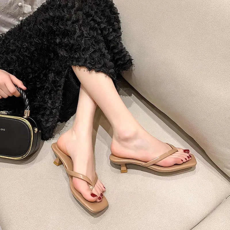 Women Sandals with Narrow Band and Kitten Heel