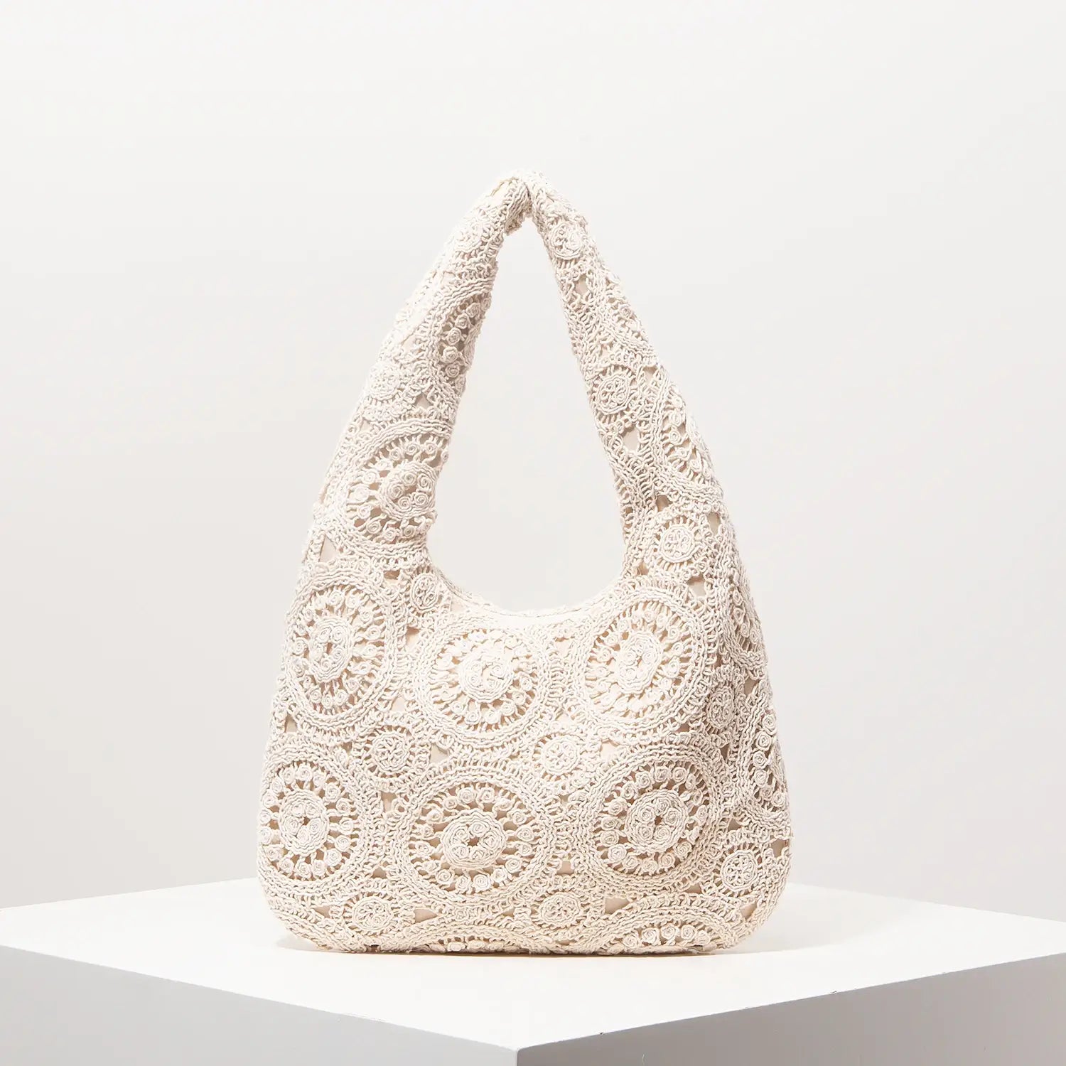 Pattern Hollow Woven Shoulder Bag