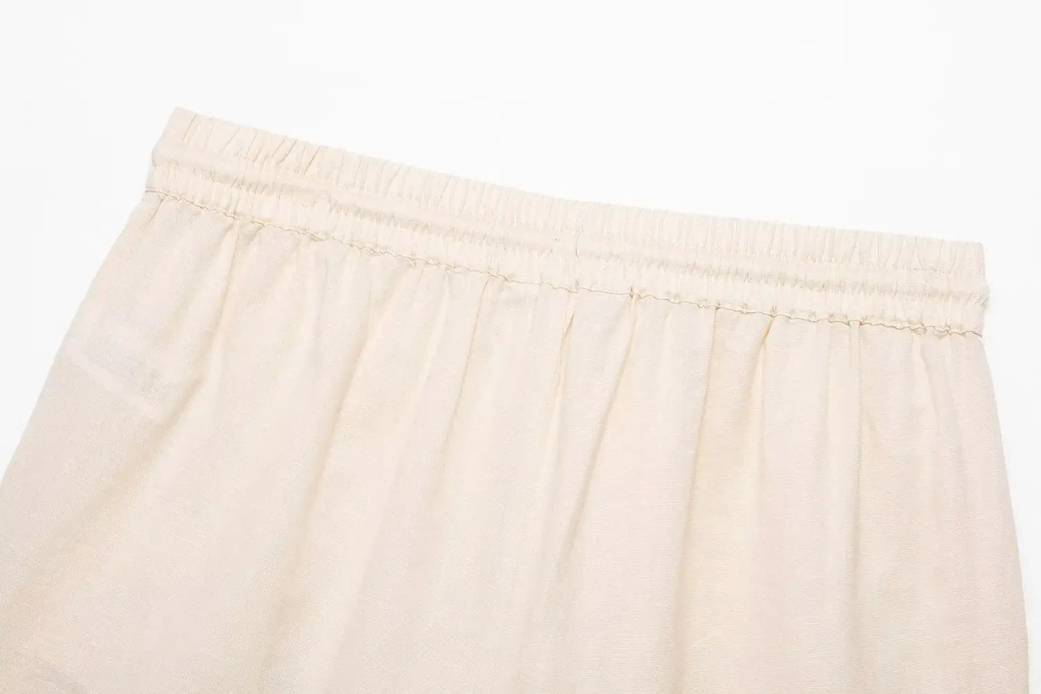 Women’s Casual Retro Flower Embroidered Lace Camisole Top with Versatile Mid-waist Shorts