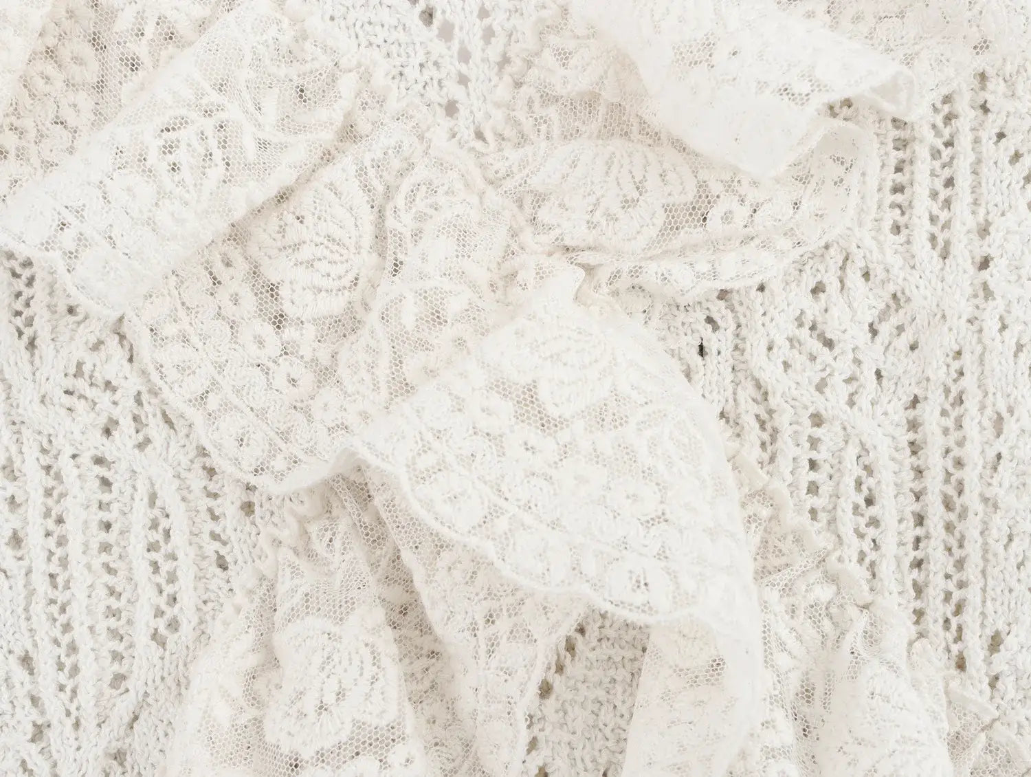 Women’s Hollow Out Knit Blouse Ruffled Round Neck Short Sleeves