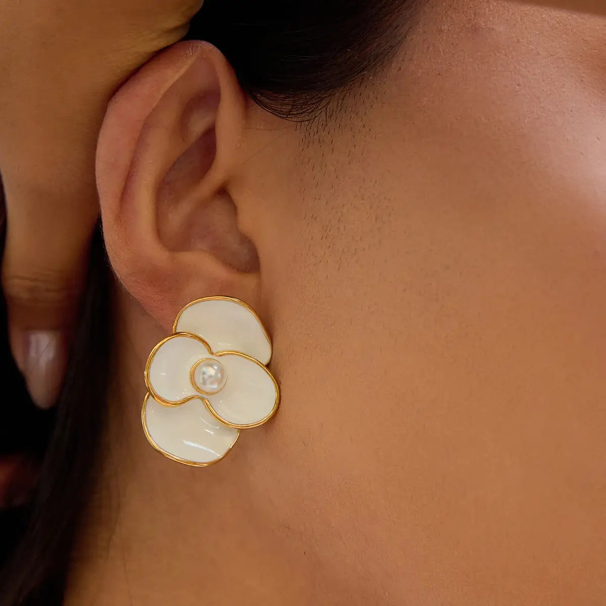 Stainless Steel Drip Oil White Four Petal Flower Ear Studs