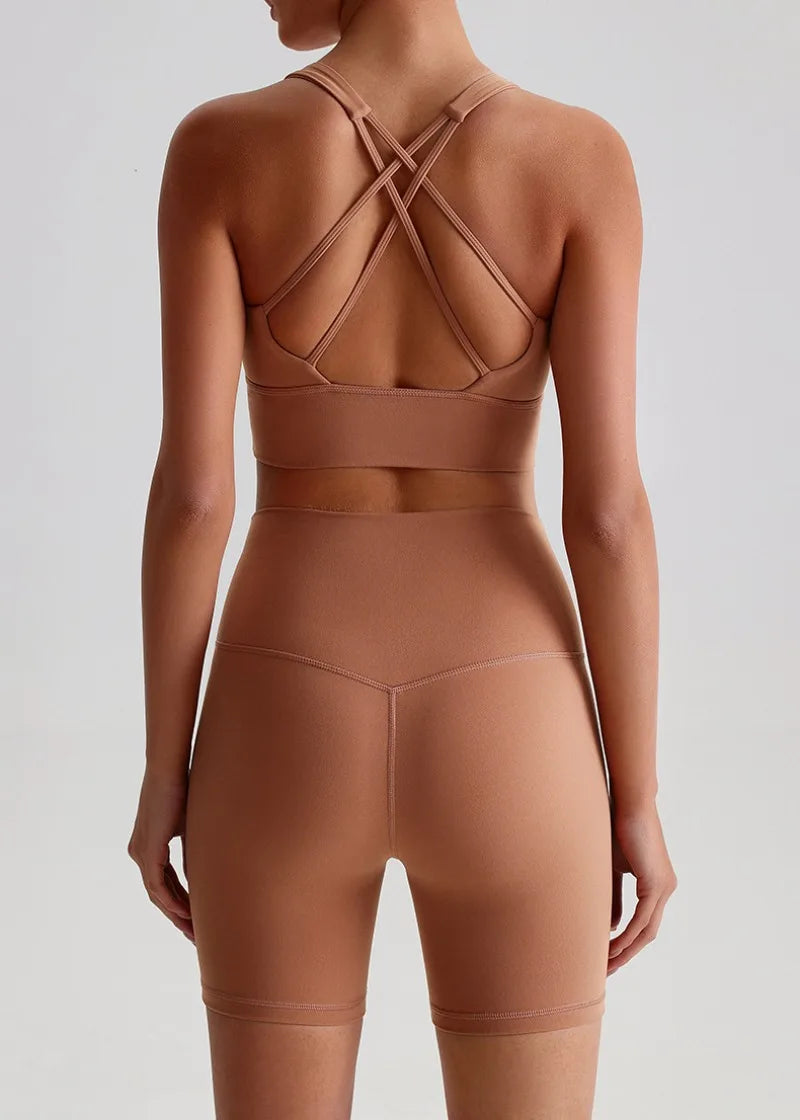 Women’s Seamless Yoga Set - Quick-Dry Naked Feel Backless Bra Booty-Lifting Shorts